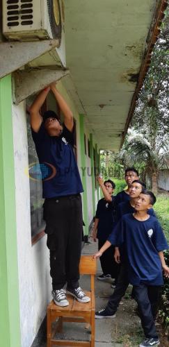 44916376_434649740398319_6538512985701220352_n